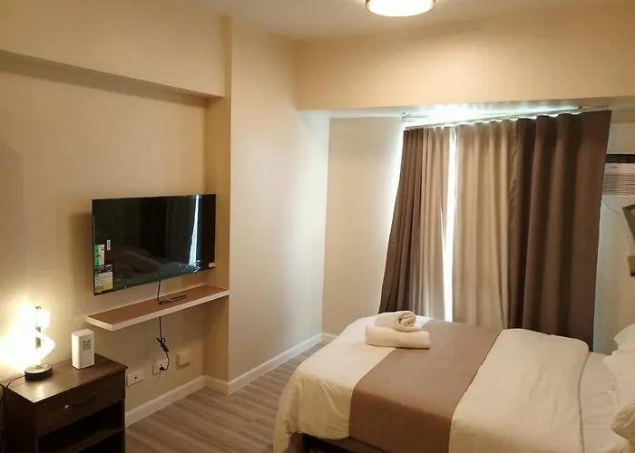 Nikko's Hideaway - Avida Riala Tower 4 Apartment Cebu